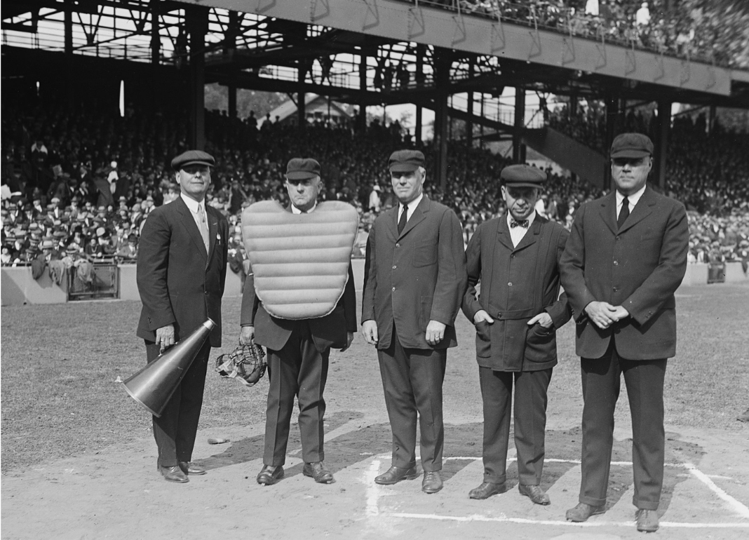 picture of umpires in 1924